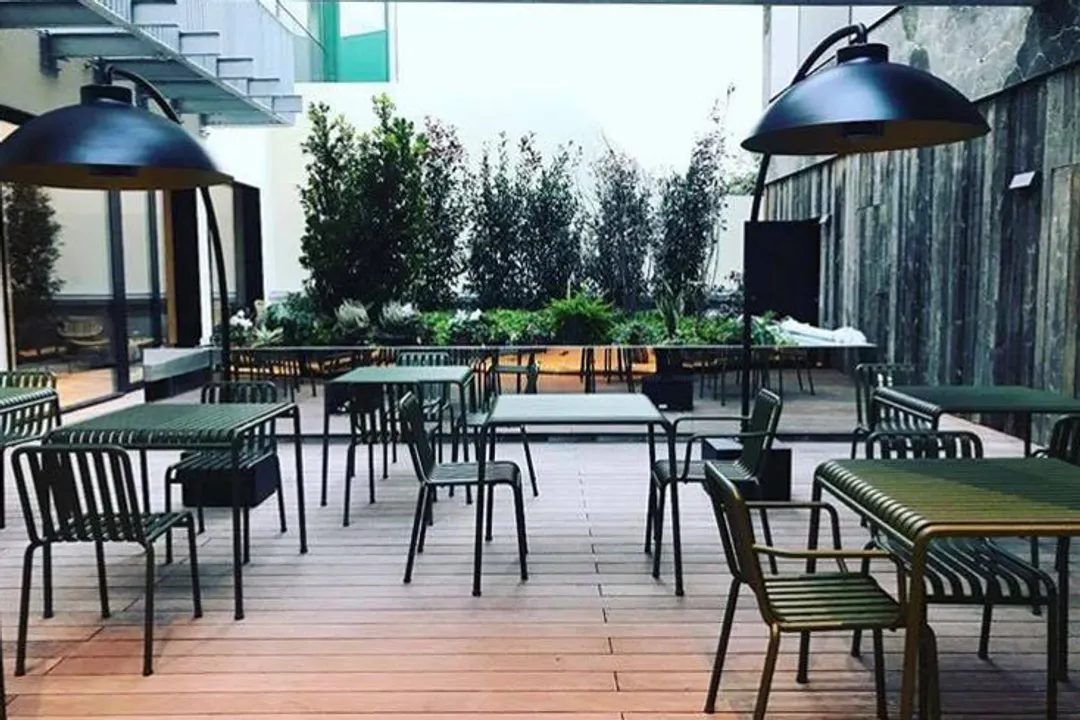 Les Passerelles Restaurant Bar Hôtel Paris