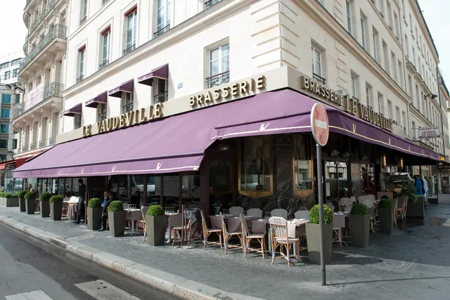 Le Vaudeville