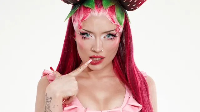 Naomi Jon
