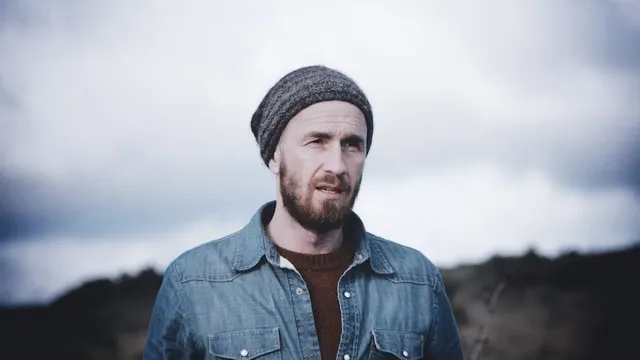 Tom Poisson "heureux comme les cerfs-volants"