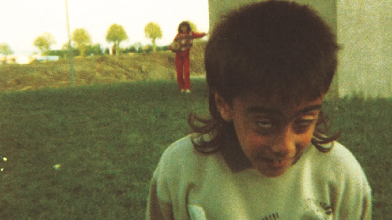 L'ENFANCE ROUGE + PNEU 16/11