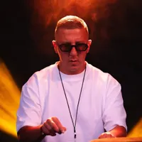 DJ Kayz