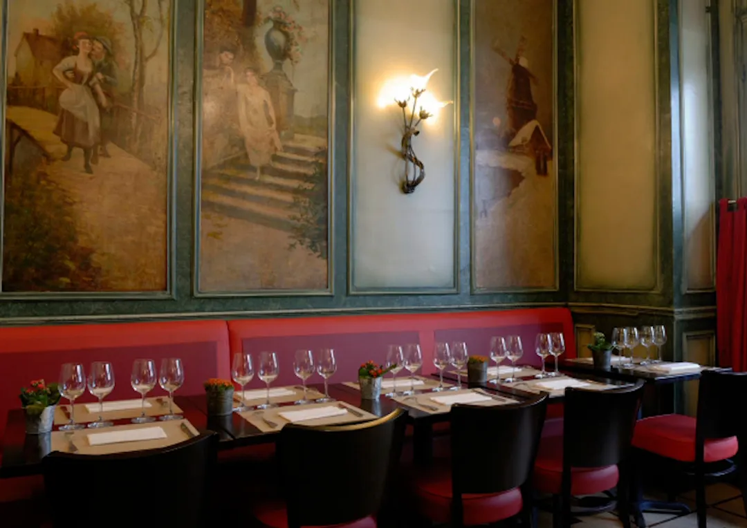 Le Buisson Ardent Restaurant Paris