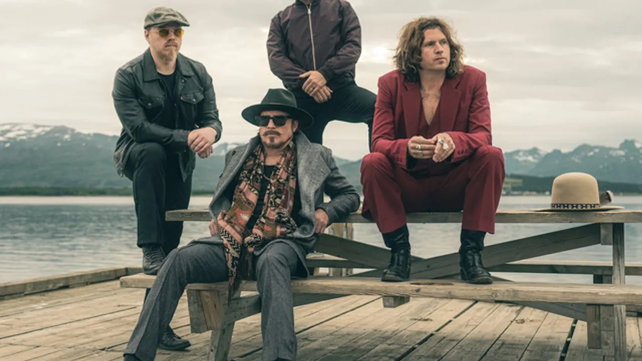 RIVAL SONS