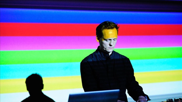 ALVA NOTO & RYUICHI SAKAMOTO
