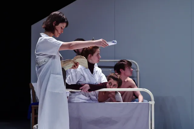 Maladie de la jeunesse : histoire d'une jeunesse désoeuvrée et splendide au Théâtre de la Tempête