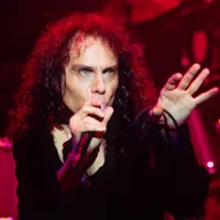 Dio