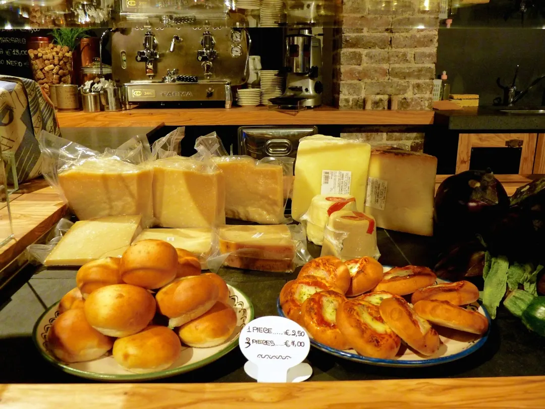 Les Amis des Messina Restaurant Paris