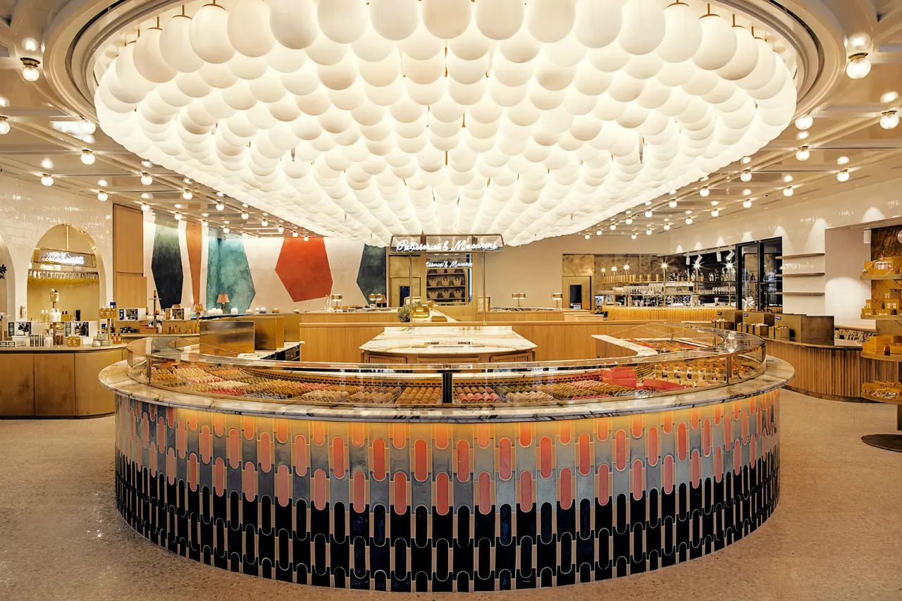 86 Champs - L'Occitane x Pierre Hermé