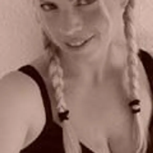 Juli R