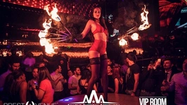 Afterwork Thursday FunDay au ★ VIP ROOM Paris ★ By PrestAvenue