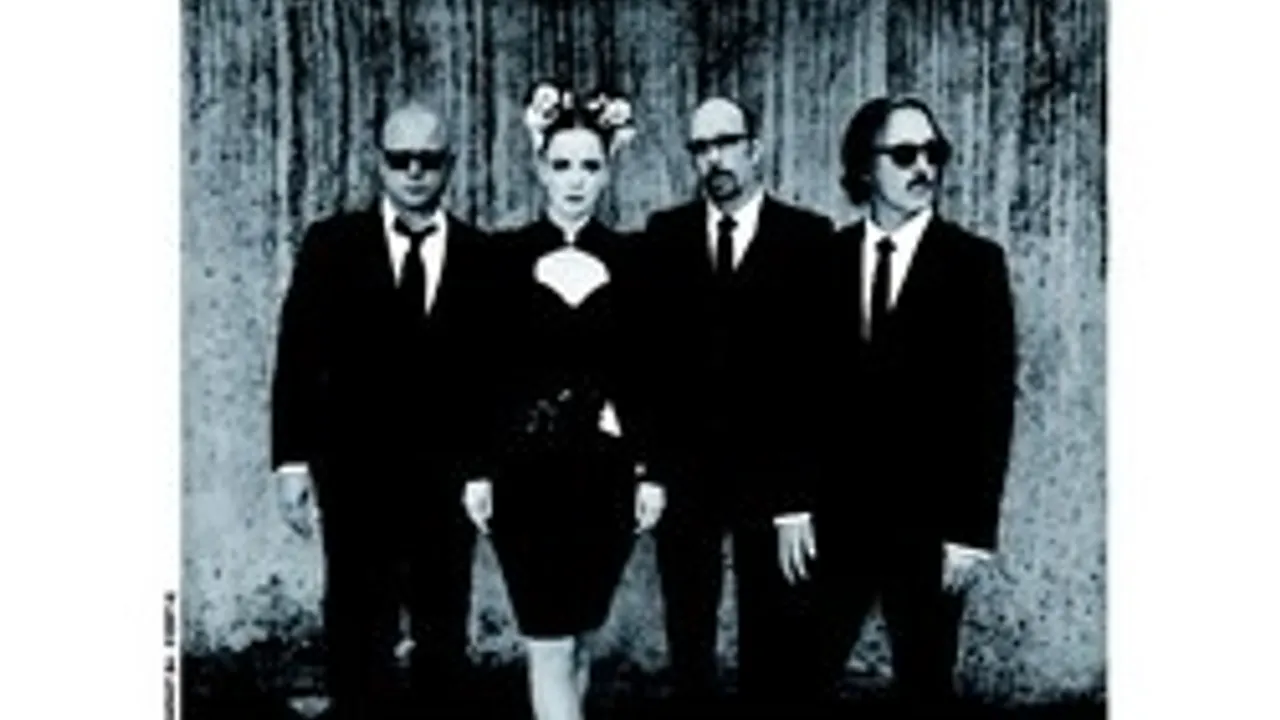 Garbage + Poni Hoax