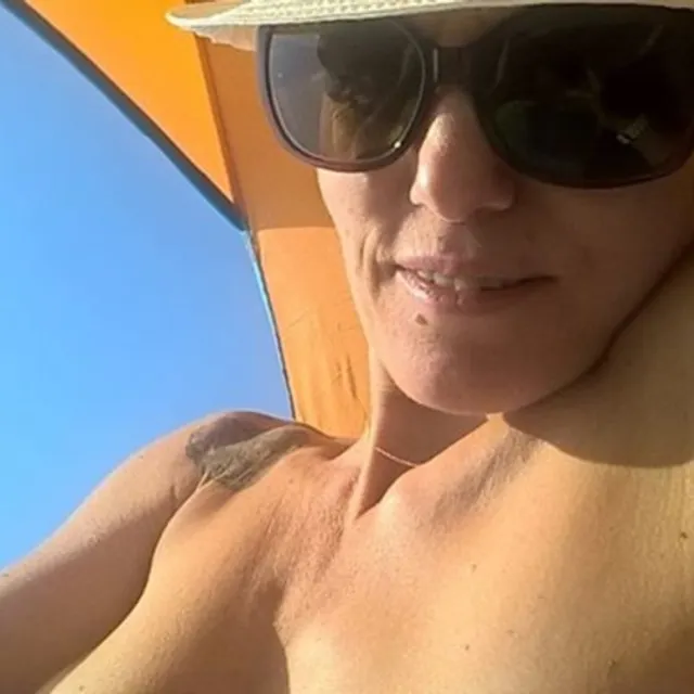 Estelle T