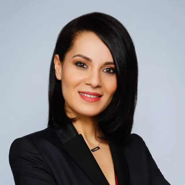 Nassira T