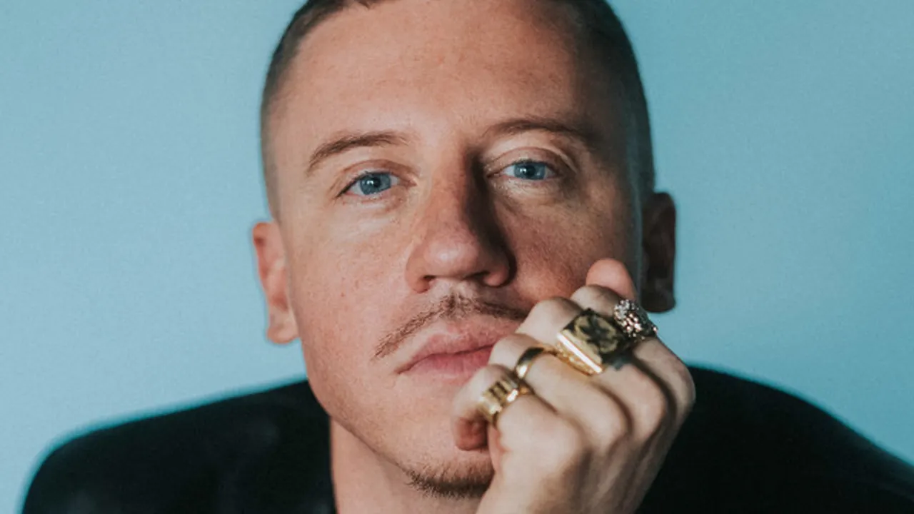 MACKLEMORE