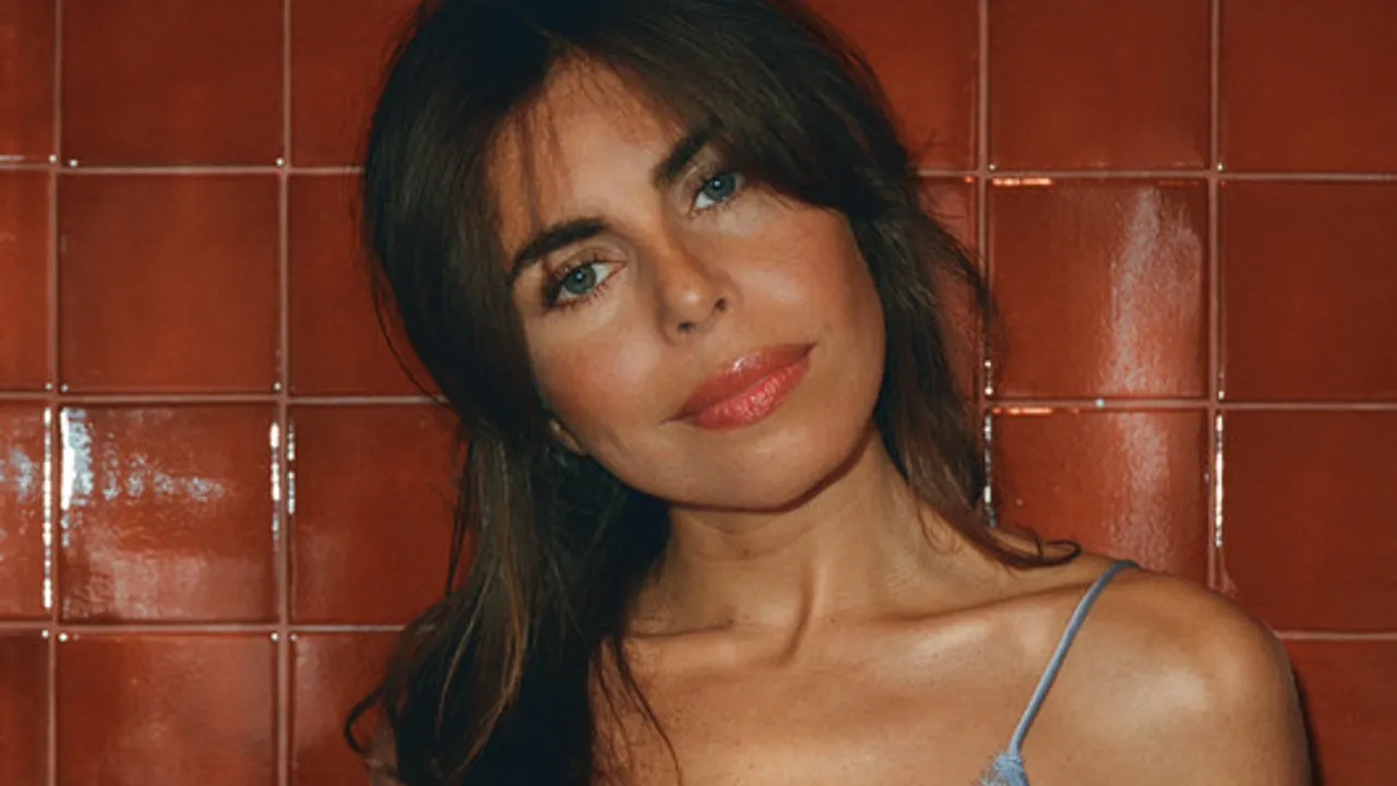 LAURIE DARMON