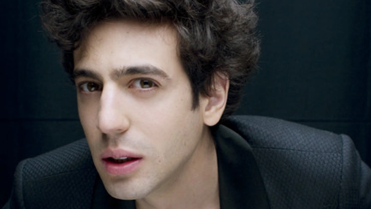 MAX BOUBLIL