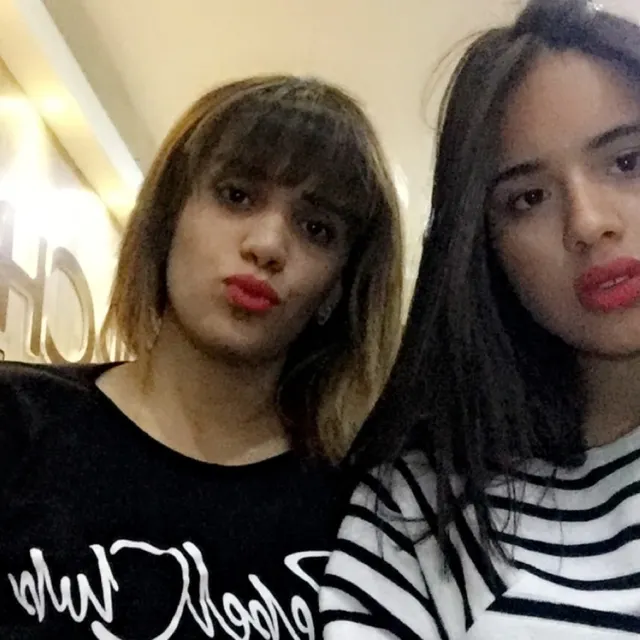 Ines B