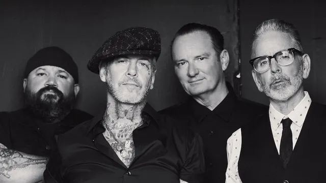 Social Distortion