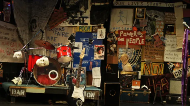 "Regarding The Just" Valery Warnotte et le Trap Door Theatre