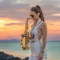 JenJammin Sax