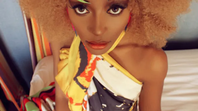 Soundwich party : Ebony Bones (uk) + her