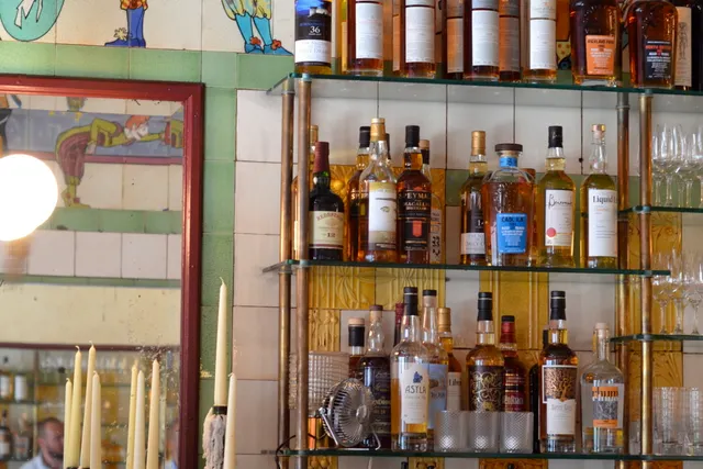 Clown Bar