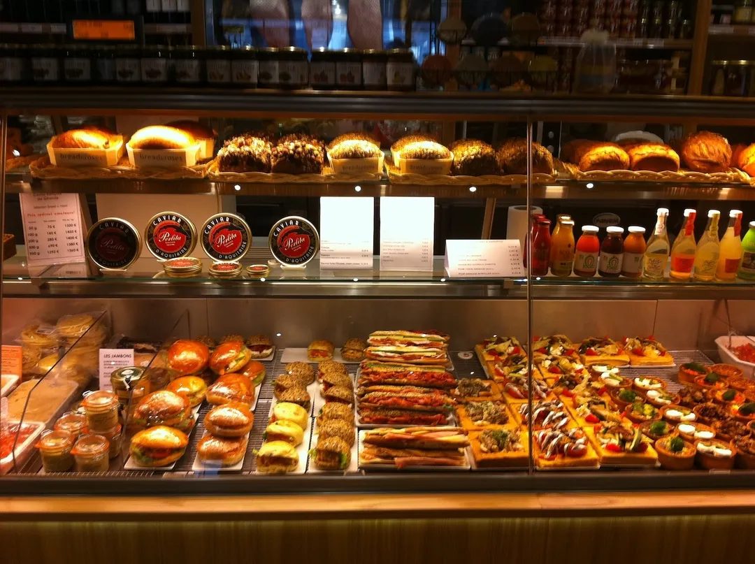 Bread and Roses Restaurant Paris