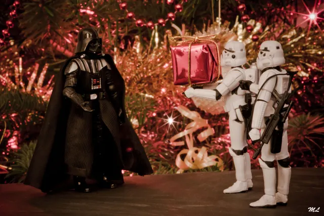 Les 10 idées cadeaux de dernière minute à trouver à Paris : on offre quoi à qui ?