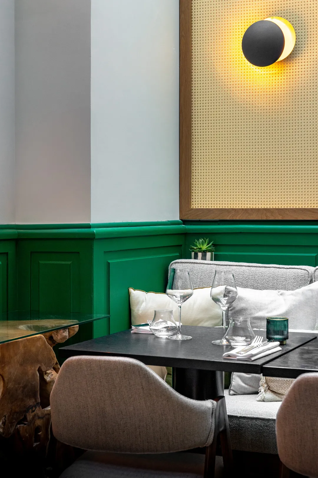 La Chaise Haute Restaurant Paris