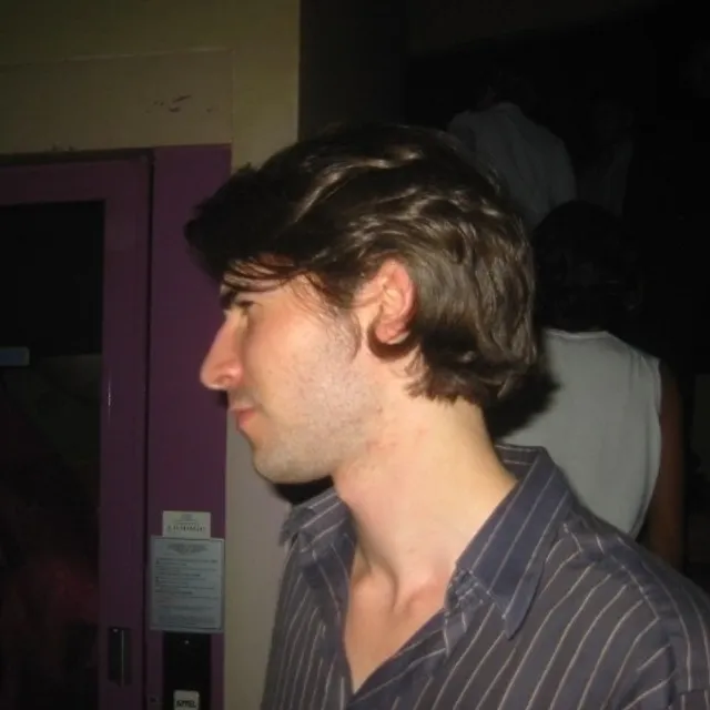 Gaetan R