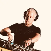 Robbie Rivera
