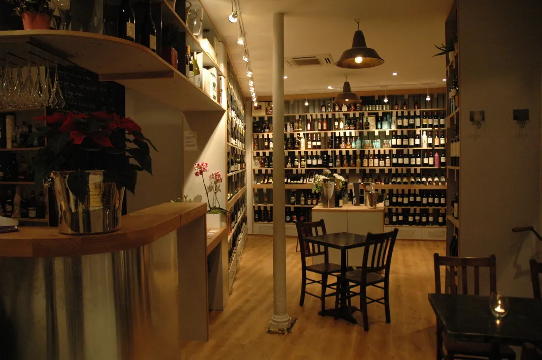 L'Ébéniste du vin Bar Restaurant Paris