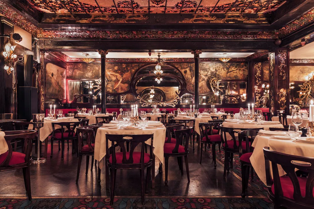 Maxim's Restaurant Bar Paris