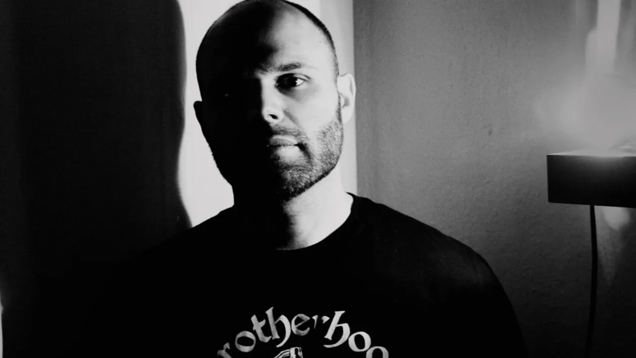 ME CLUB 021