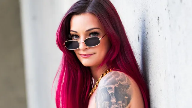 Gorg-O-Mish presents: Sivz, New Girl & Neighbour