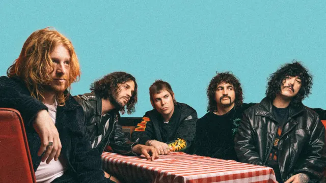 Bouldou, Mona Murray & Sticky Fingers play The Stones & Tina Turner