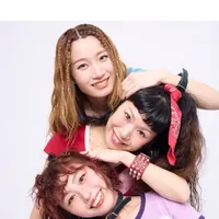 THE LET'S GO's