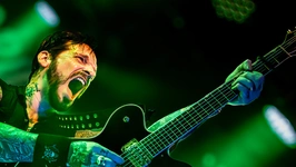 Ricky Warwick & The Fighting Hearts