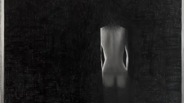 Never Look Back - Jorge Martins