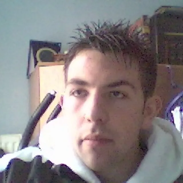 Simon R