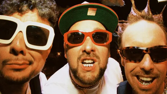 PZK + (RPC) Les Rappeurs En Carton + TheFrenchKris - Petit Bain