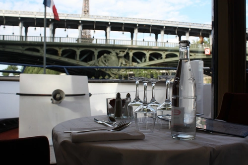 Le Capitaine Fracasse Restaurant Paris