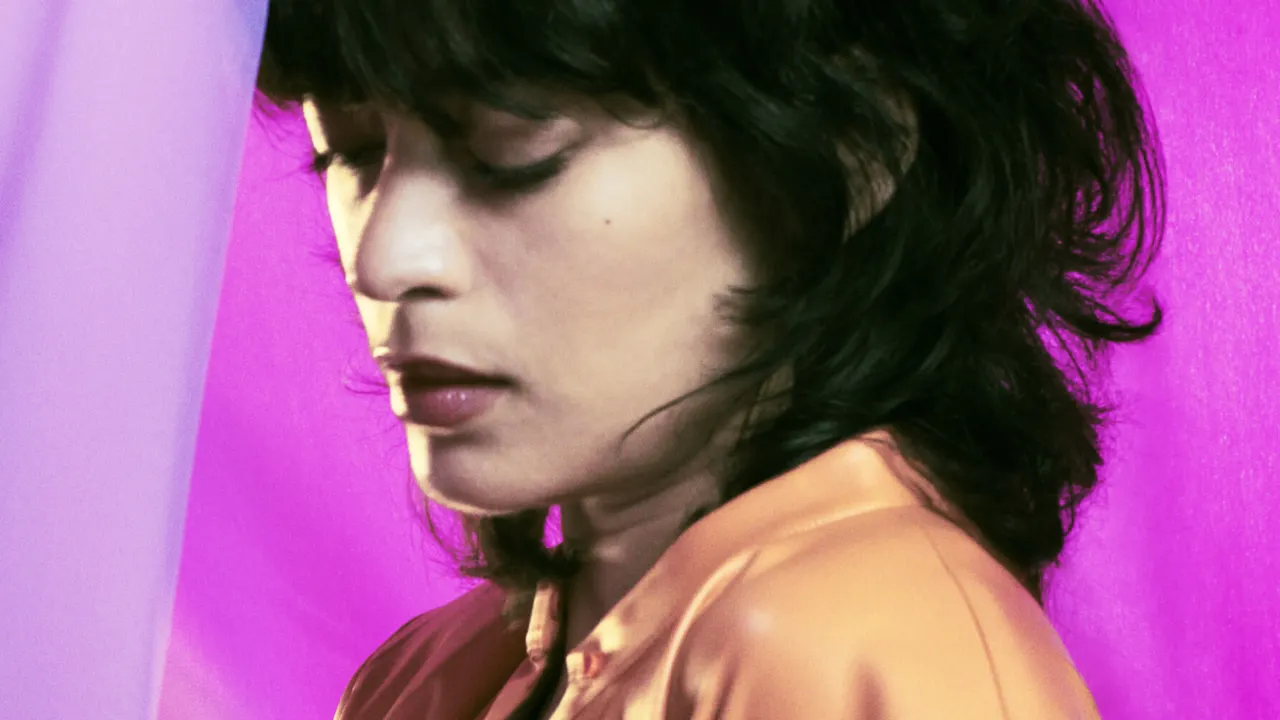 JULIA JEAN-BAPTISTE en concert le jeudi 27 octobre à la Felicità à Paris !