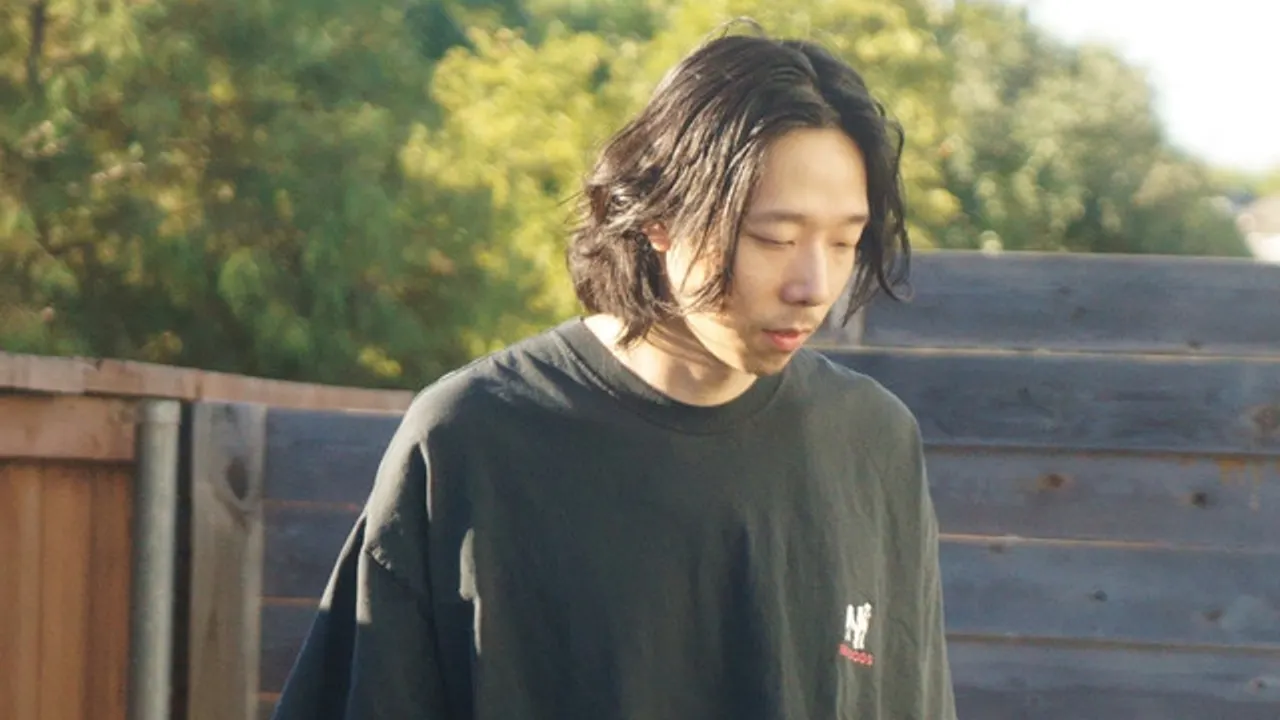 Giraffage + hotel garuda