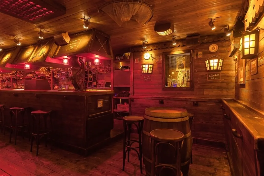 Barberousse Bar Paris