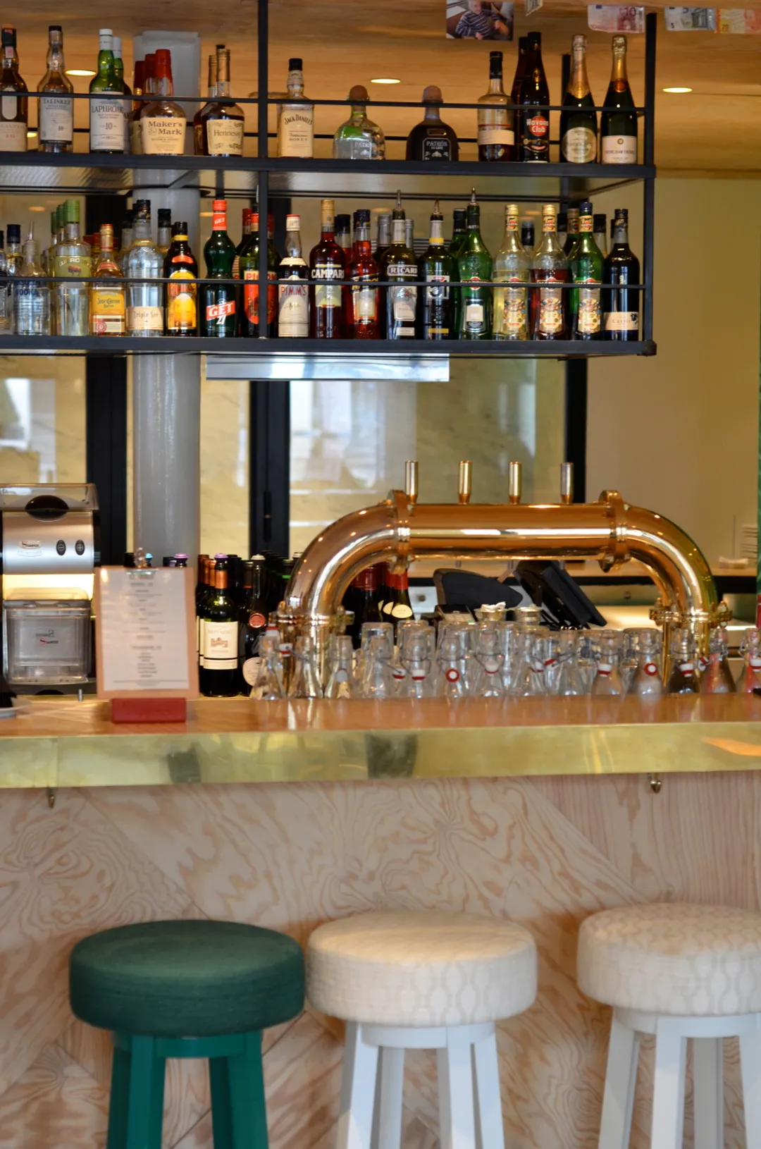Le Wood Bar Restaurant Paris