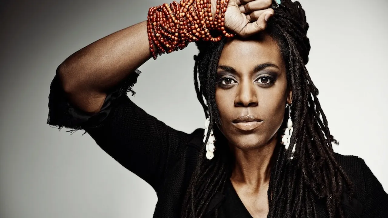 Akua Naru + gavlyn, oh blimey & dj mike steez en concert