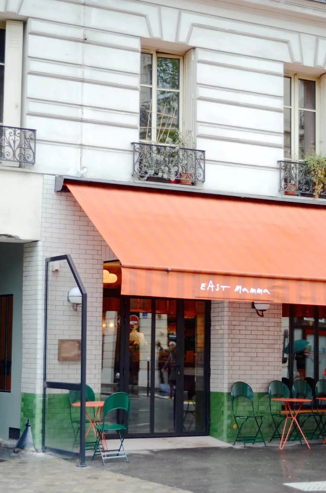 East Mamma Restaurant Paris