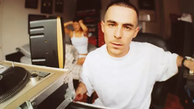 SOUND CLASH TOUR